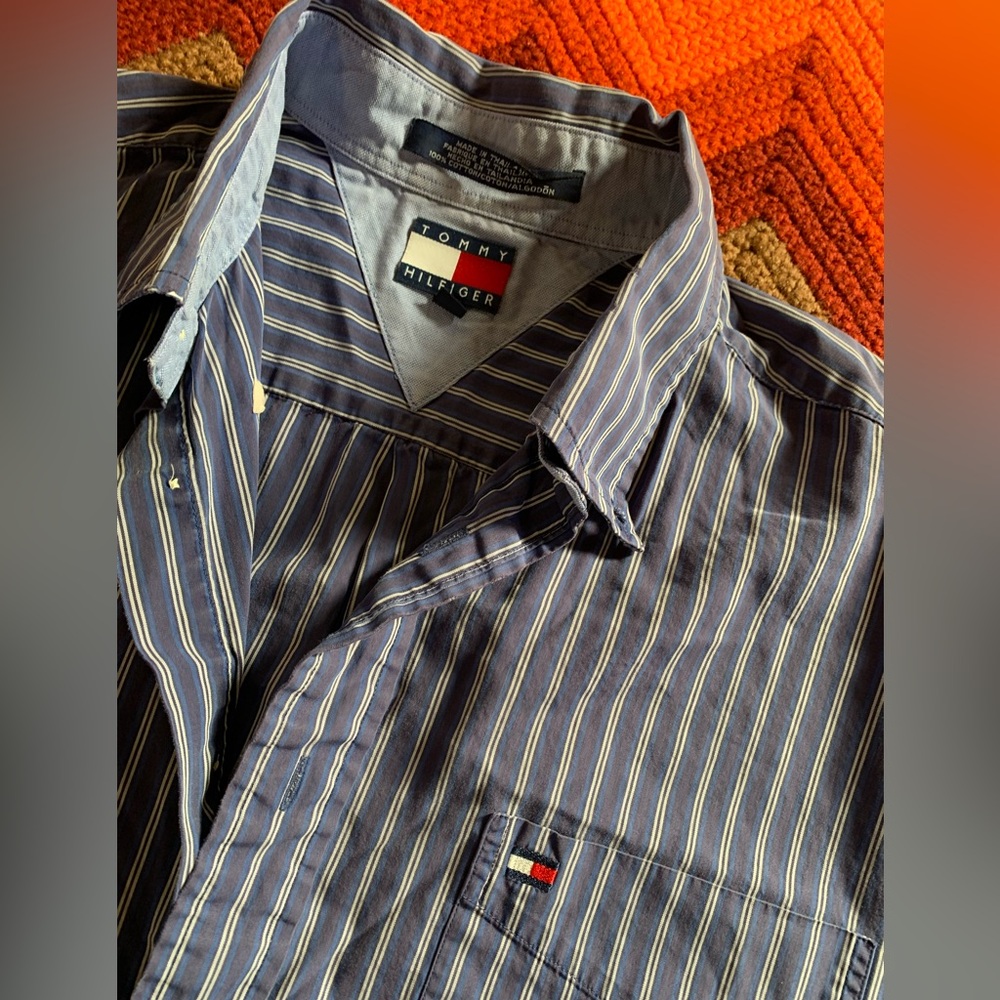 Tommy Hilfiger Men's Navy and White Striped Shirt